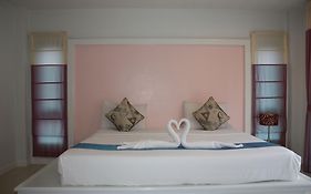 Phuket Racha Guesthouse